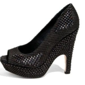 Dolce Vita Black Studded Peep Toe Platform Heels 7